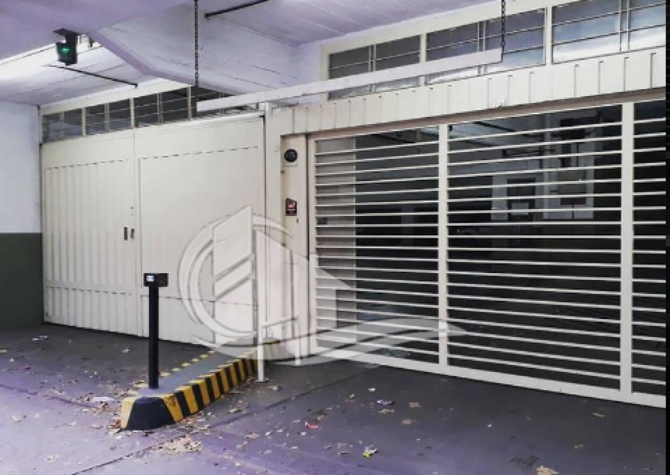 Cochera en Quilmes Centro