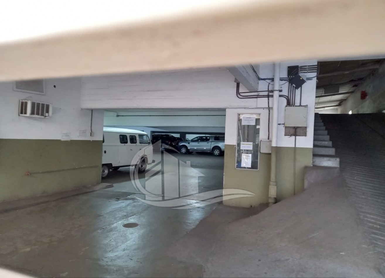 Cochera en Quilmes Centro