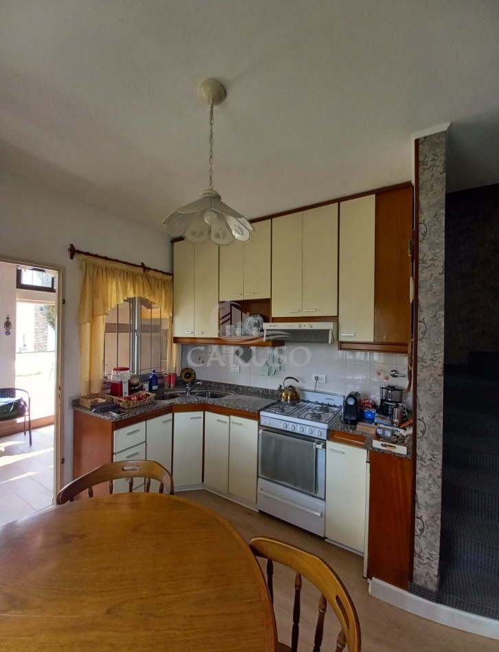 Duplex con Terreno Lindero - Quilmes Oeste