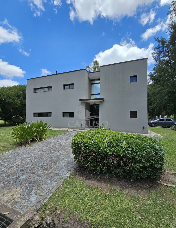 Casa en La Arbolada Club de Campo