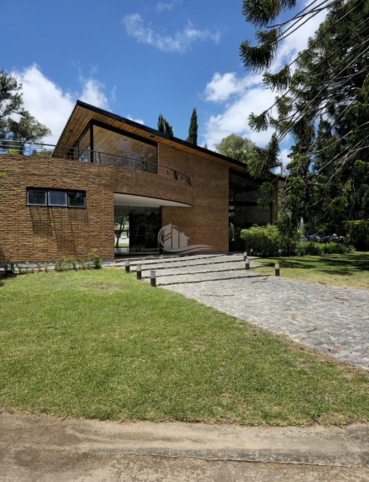 Casa en La Arbolada Club de Campo