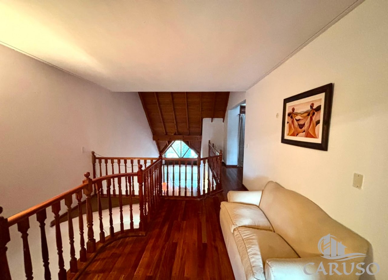 Chalet en Barrio Parque Calchaqui
