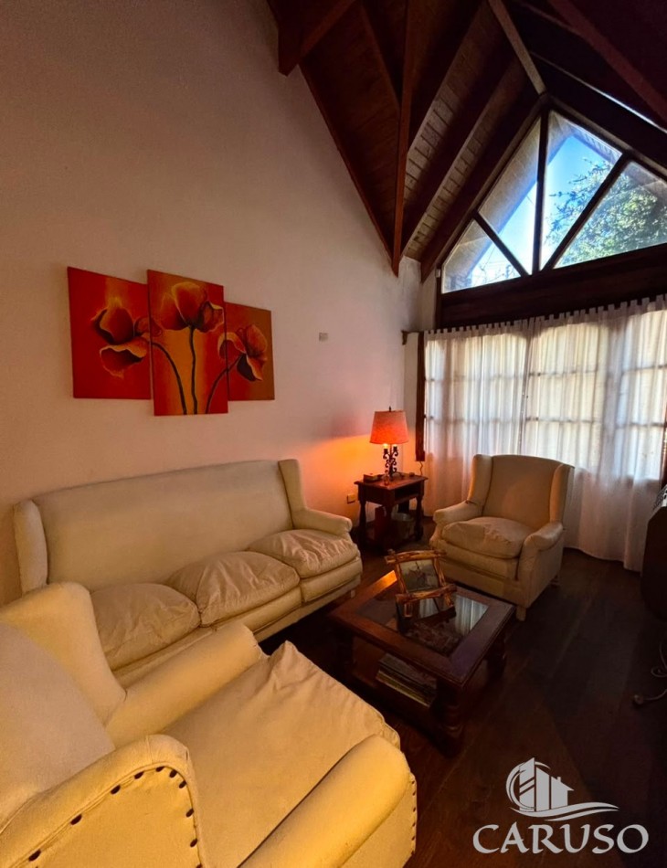 Chalet en Barrio Parque Calchaqui