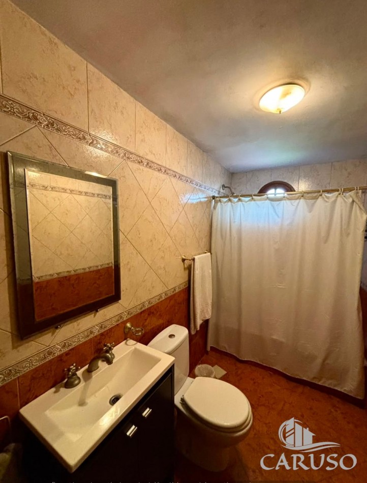 Chalet en Barrio Parque Calchaqui