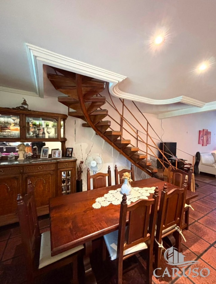 Chalet en Barrio Parque Calchaqui