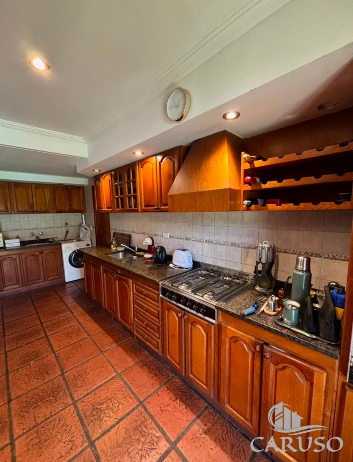 Chalet en Barrio Parque Calchaqui