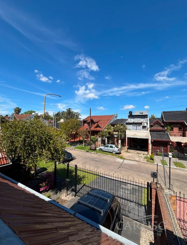 Chalet en Barrio Parque Calchaqui