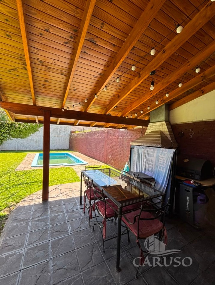 Chalet en Barrio Parque Calchaqui