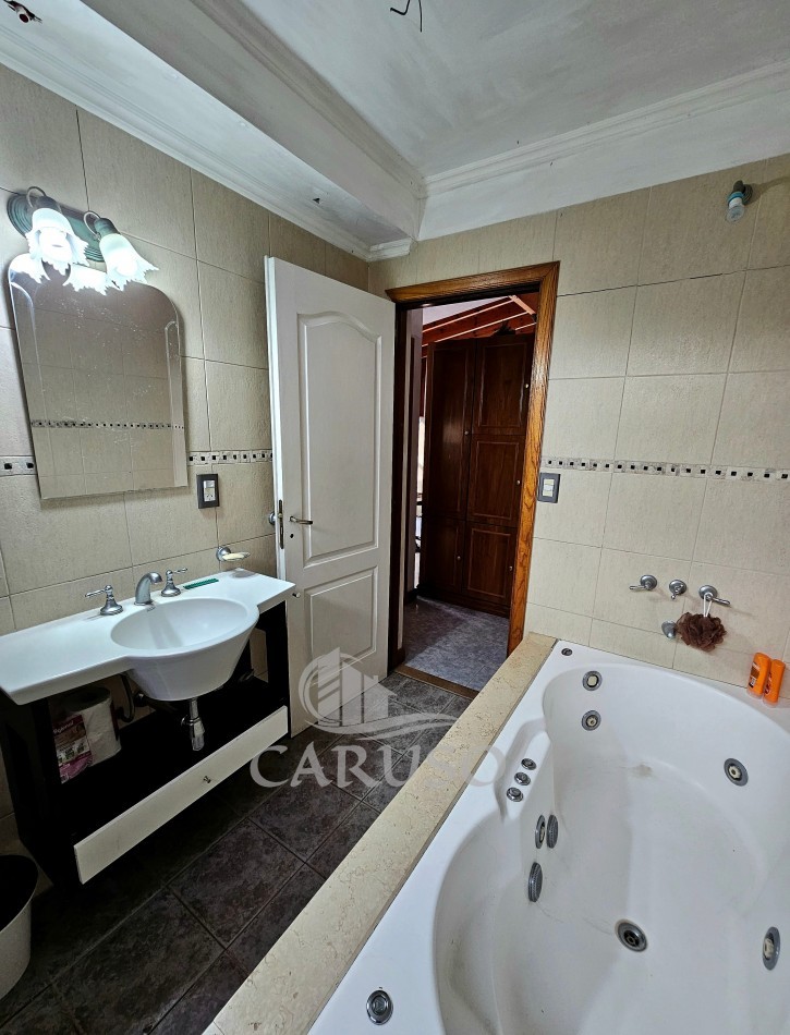 Casaquinta en Florencio Varela